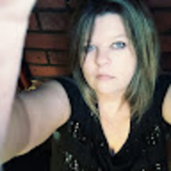 Meet your Posher, Crissy - Picture 1 of 1